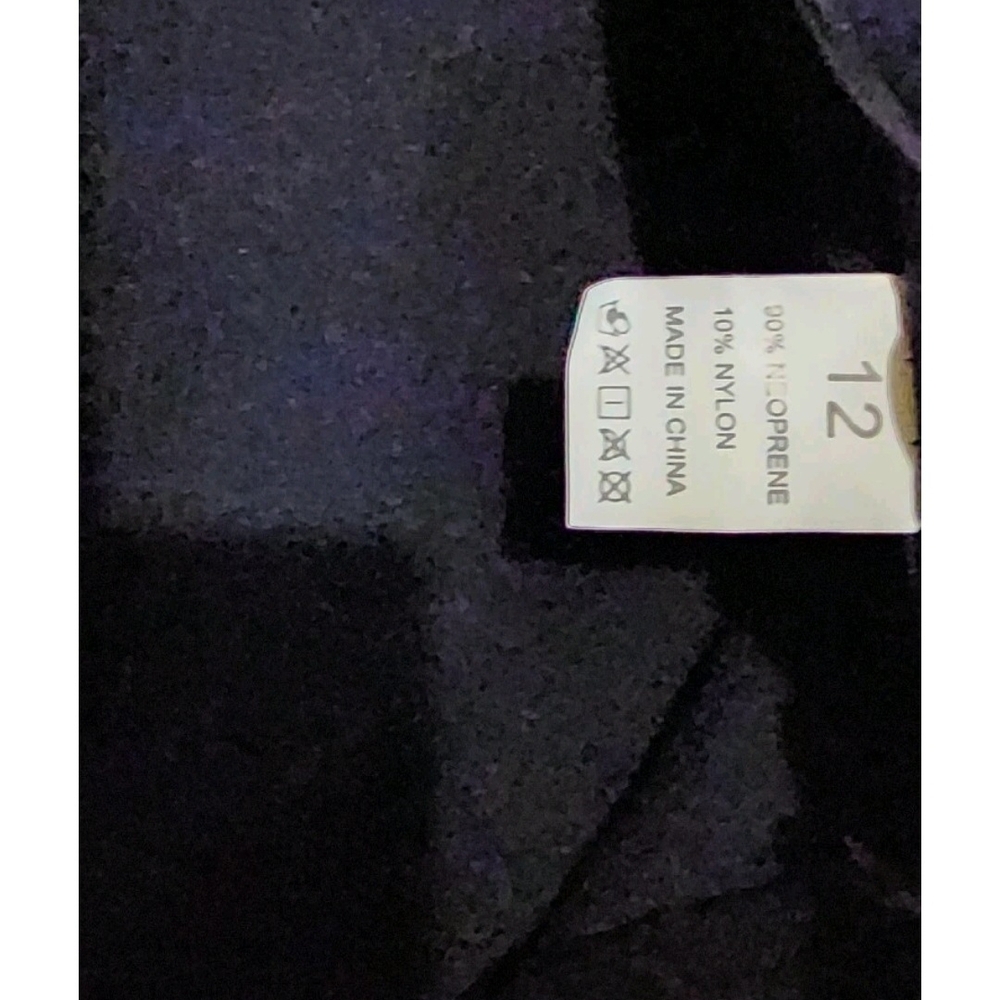 Hevto Vigor 1 Wetsuit Neoprene and Nylon Youth Size 12 Black/Aqua  New With Tags - Picture 7 of 7